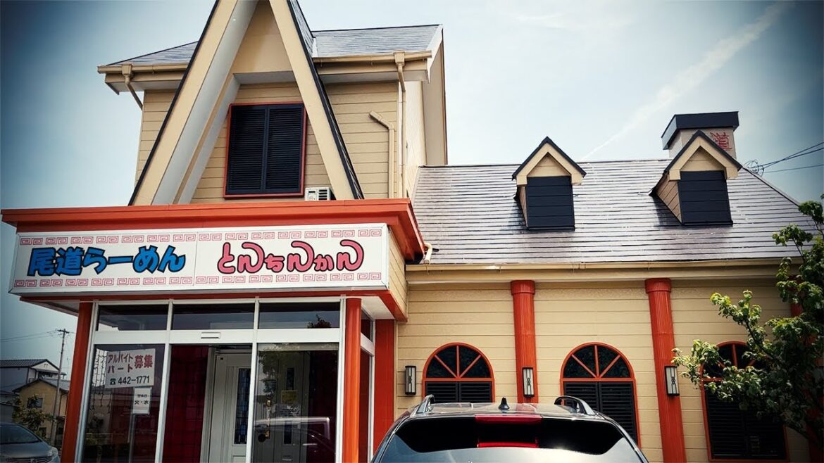 行列必至の大人気町中華!本場・尾道ラーメンと濃い味の絶品中華料理に箸が止まらん【とんちんかん・あま市】 Drinking and Eating at restaurant. ,Aichi Japan. 行列必至の大人気町中華!本場・尾道ラーメンと濃い味の絶品中華料理に箸が止まらん【とんちんかん・あま市】 Drinking and Eating at restaurant. ,Aichi Japan.