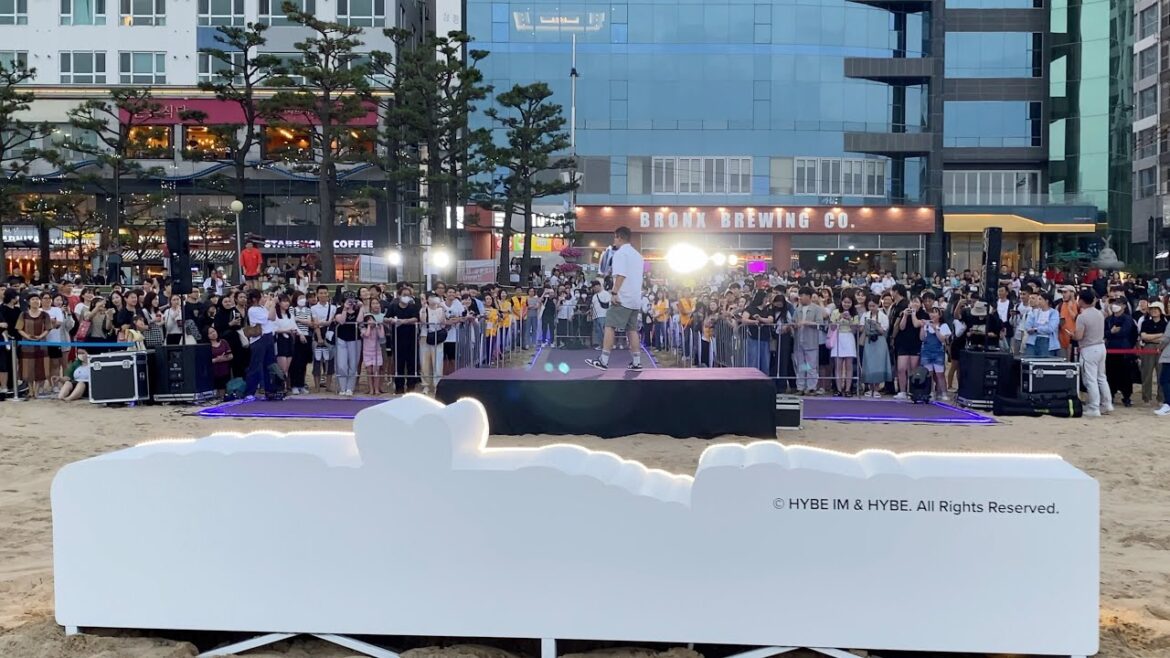 2023.07.01 19:32 🌡 21℃ 🇰🇷 인간로드뷰 | 인더섬 with BTS 방탄소년단 광안리 축제 행사 오픈식 개봉박두 현장분위기 산책 ASMR | Gwangalli