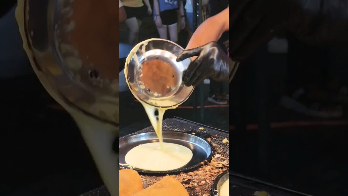 Street Food Apam Balik #shorts #shortsfeed #youtubeshorts #streetfood #malaysia #indonesia #india