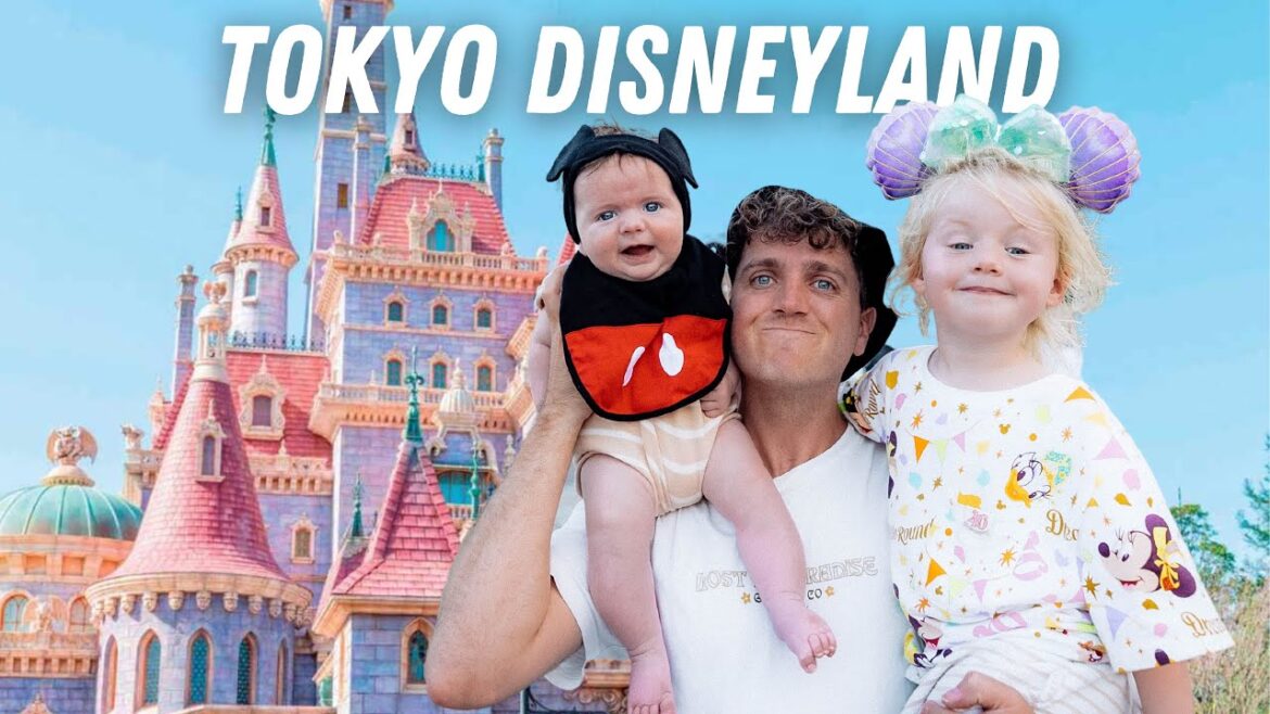 We’re At Tokyo Disneyland (our families first visit) We're At Tokyo Disneyland (our families first visit)