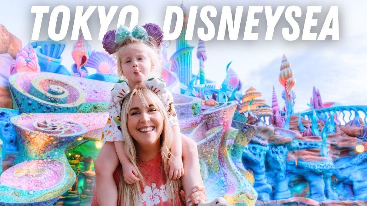 Visiting the Best Theme Park in the World? (Tokyo DisneySea)