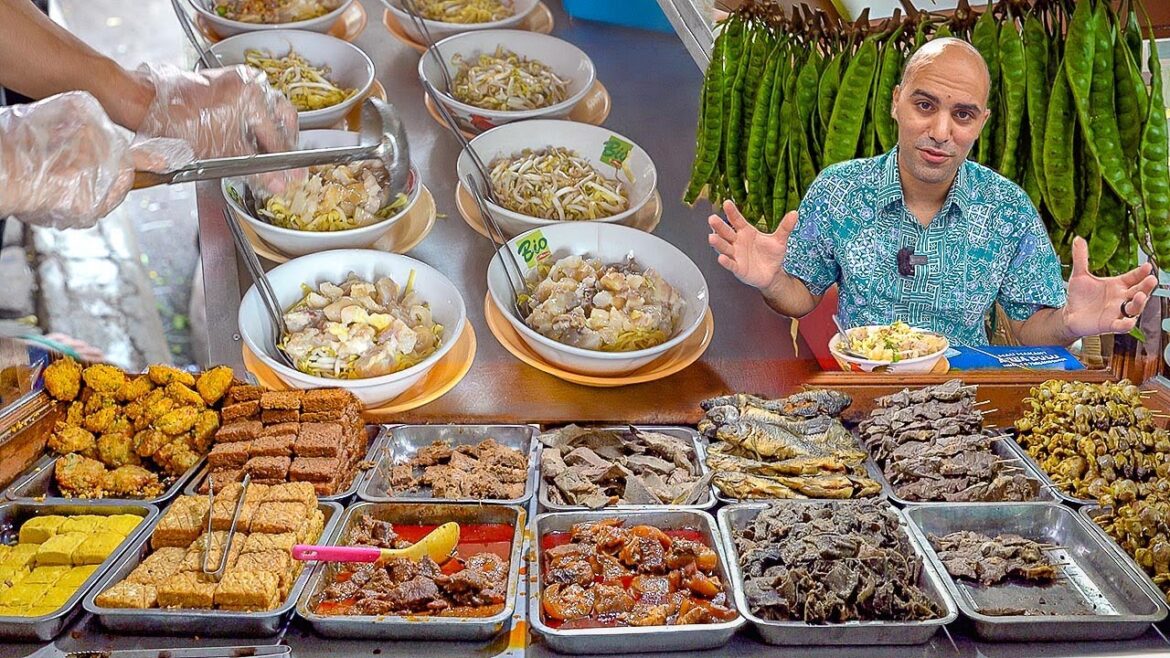 Indonesian street food - BANDUNG FOOD HEAVEN - Sundanese food + Best curry - Bandung street food