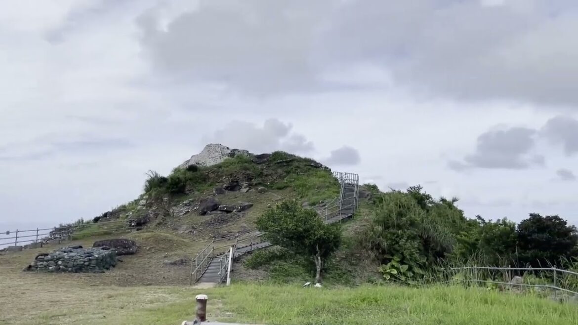 Ue castle ruins at Kume Island 2023.07.21