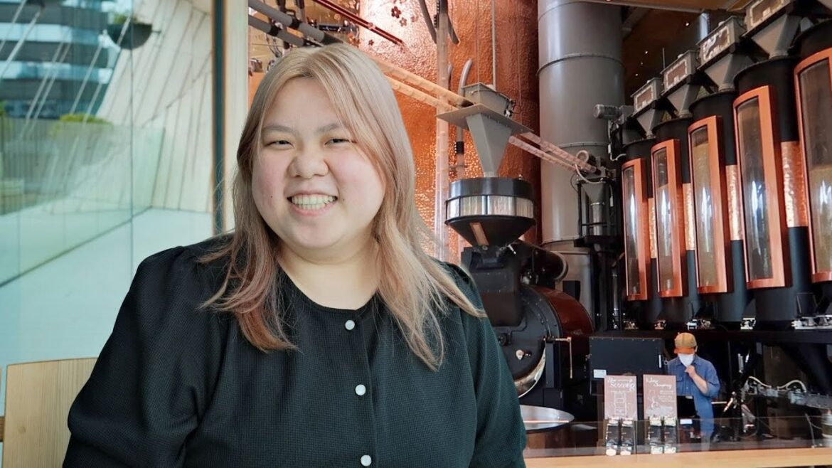 asia's biggest starbucks (or why i don't drink coffee in public) | 2023 Japan & Korea Trip - DAY 5