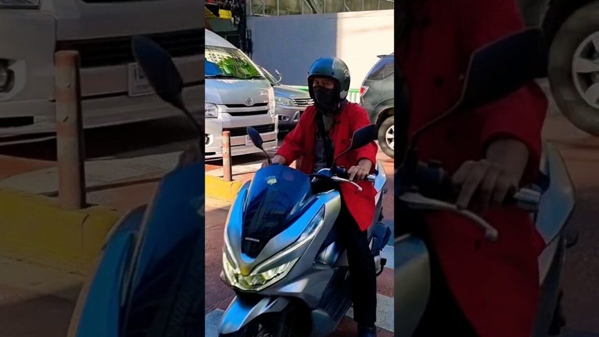 Don’t stop ✋️ #bangkok #thailand #travel #safety #Asia #eat #fun #streetfood #sukhumvit #wow #laugh Don't stop ✋️ #bangkok #thailand #travel #safety #Asia #eat #fun #streetfood #sukhumvit #wow #laugh