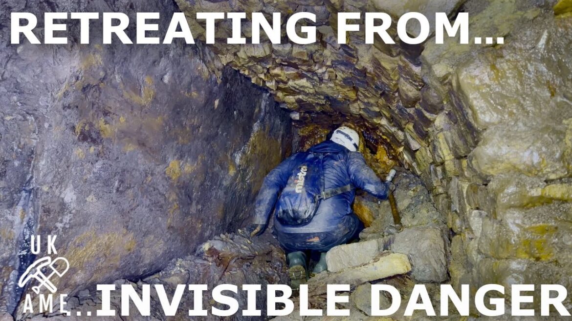 Retreating From An Invisible Danger In A Very Old Beauty Of An Abandoned Mine : UKAME. Retreating From An Invisible Danger In A Very Old Beauty Of An Abandoned Mine : UKAME.