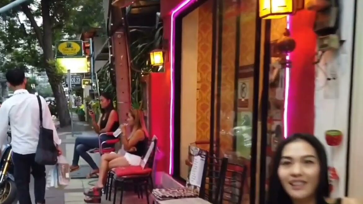 Massage District in "Little Tokyo" Ho Chi Minh City, Vietnam #travel @TravellingPensioners-lq4pc ​