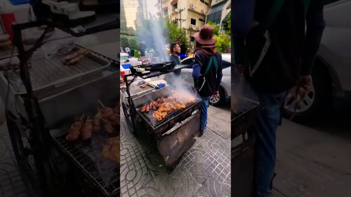 BKK's Best BBQ 🐔 #bangkok #thailand #travel #Asia #eat #drink #streetfood #sukhumvit #bkk #awesome