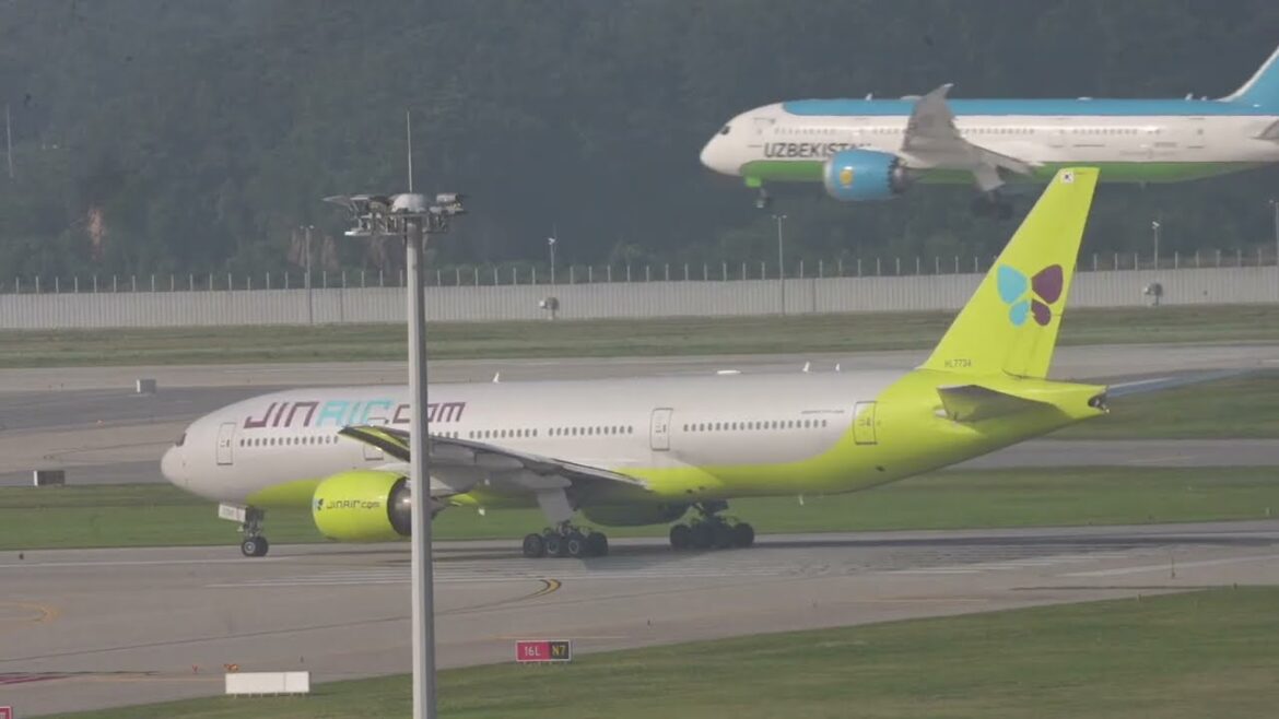 Seoul Incheon Airport Singapore A350 UPS 747 Fedex A380 Emirates 서울 인천공항 Seoul Incheon Airport Singapore A350 UPS 747 Fedex A380 Emirates 서울 인천공항