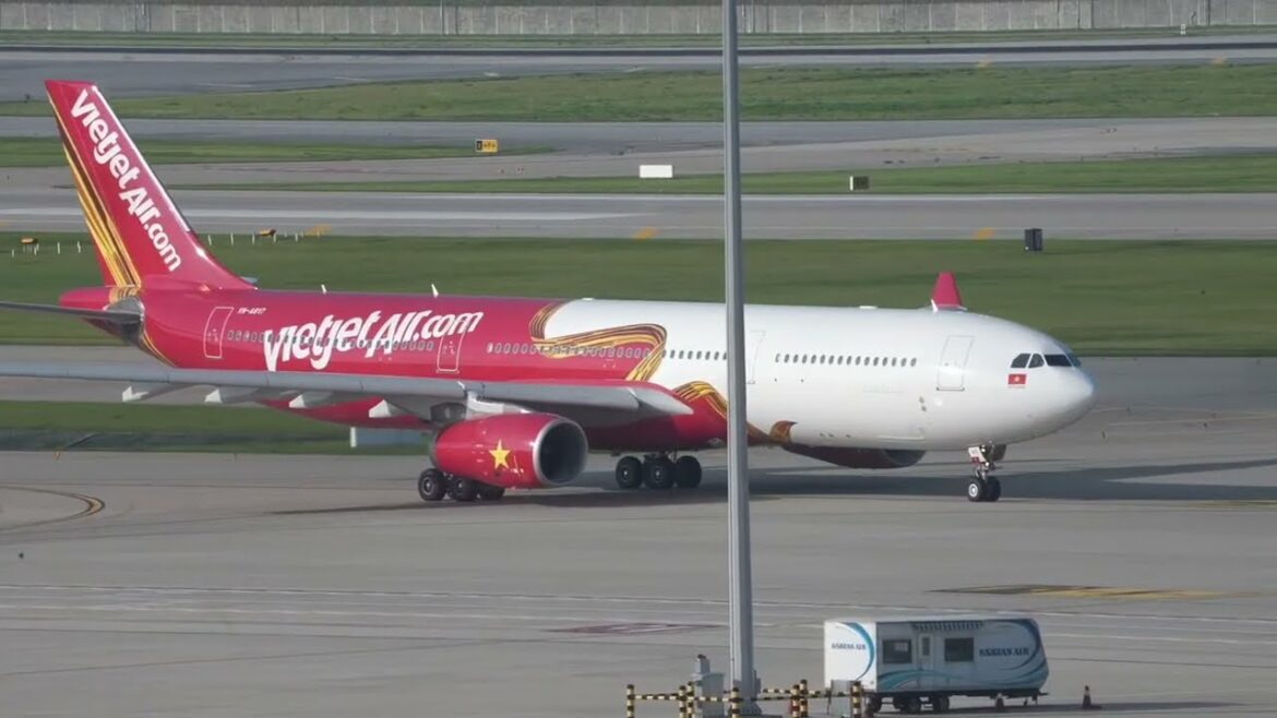 Seoul Incheon Airport Live Stream Air India 787 Delhi Lufthansa 747 Korean Emirates A380 Seoul Incheon Airport Live Stream Air India 787 Delhi Lufthansa 747 Korean Emirates A380