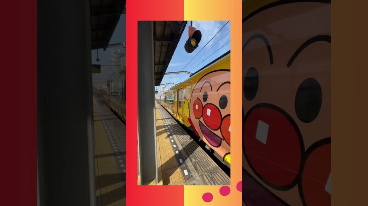🚄 Japan's anime character - Anpanman train 🥰