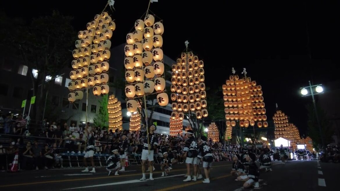 Pole lantern performance A at Akita Kanto Festival, Akita, Japan