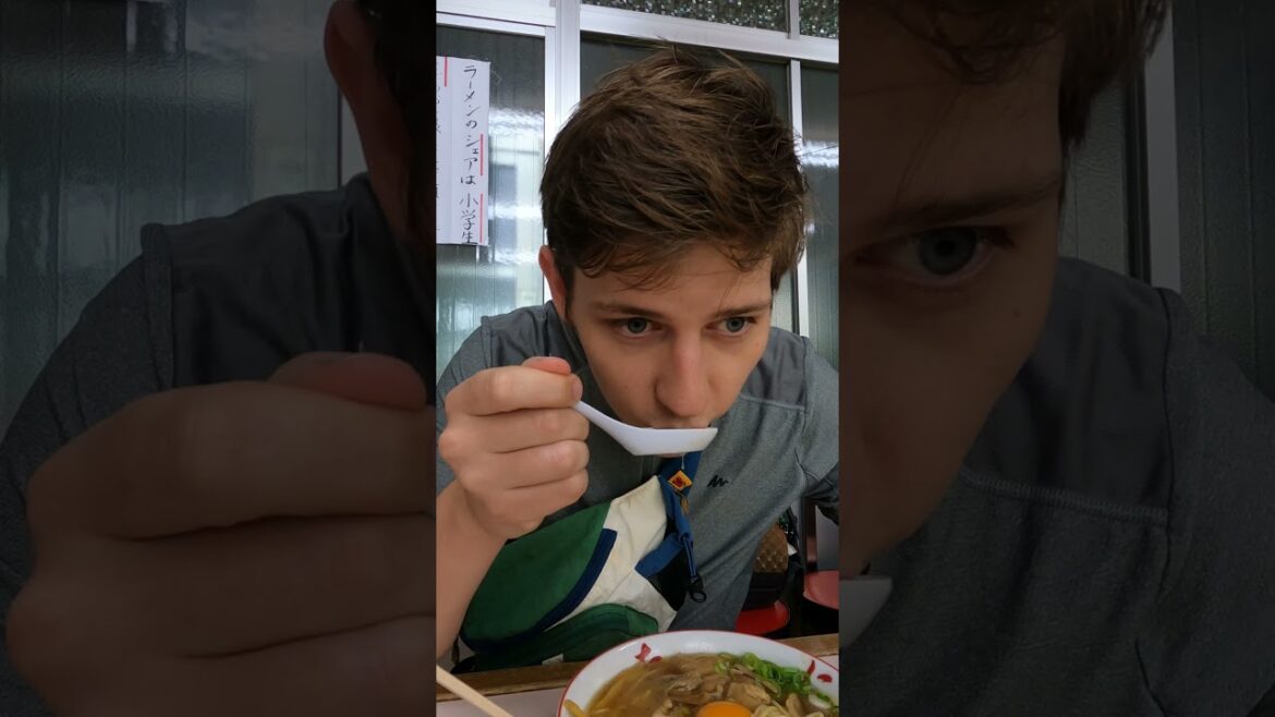 Les 🍜 s'appellent parfois Chuka Soba au JAPON 🇯🇵 #ramen #japon #nouilleschinoises #chukasoba