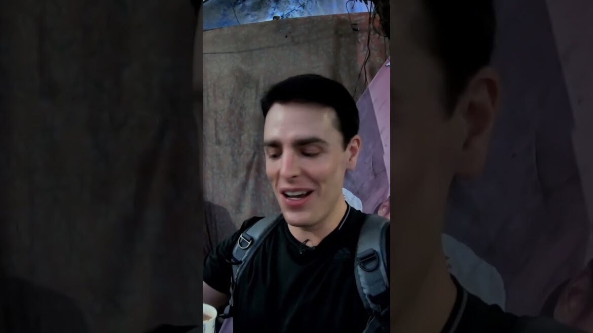 $0.12 Hot Chai on the Streets of Kolkata, India ๐ฎ๐ณ $0.12 Hot Chai on the Streets of Kolkata, India ๐ฎ๐ณ