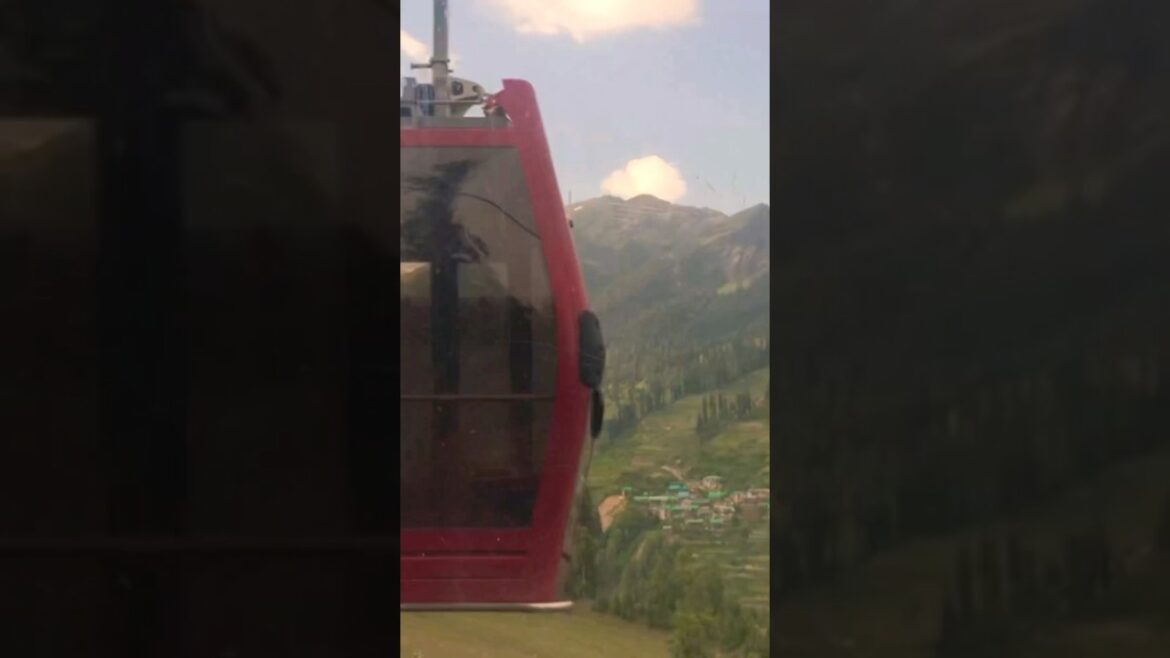 Solang valley❤️❤️ #shorts #youtubeshorts #viral #trending #manali #mountains #spiti #solangvalley Solang valley❤️❤️ #shorts #youtubeshorts #viral #trending #manali #mountains #spiti #solangvalley