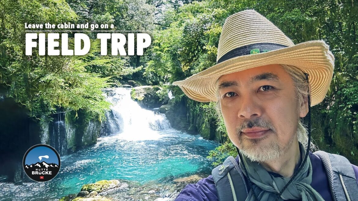 Cooling off in Kikuchi Valley Walking in Midsummer Cooling off in Kikuchi Valley Walking in Midsummer