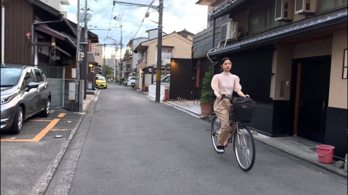 Kyoto Nishijin Walk at Dusk #4k 60fps #walkingtour #japanwalk #japanwalkingtour #walking #上京区