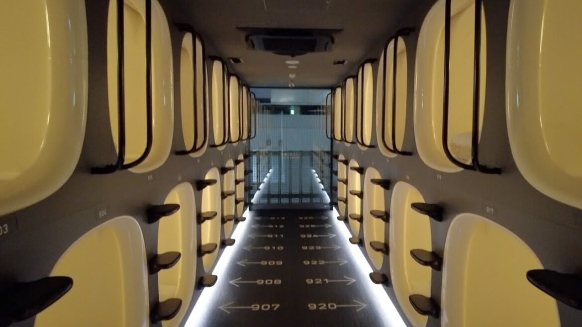 How to Japan - Day 12.7 Nagoya - 9h Capsule Hotel Keiji Ashizawa Design - 名古屋 ナインアワーズ 名古屋駅 芦沢啓治内装設計