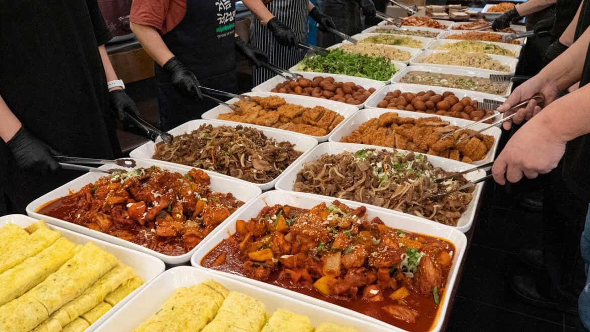 입장하는 순간 뽕뽑는 역대급 한식뷔페집이 떳다! 현시점 가장 핫한 무한리필 뷔페 / korean buffet – korean street food 입장하는 순간 뽕뽑는 역대급 한식뷔페집이 떳다! 현시점 가장 핫한 무한리필 뷔페 / korean buffet - korean street food