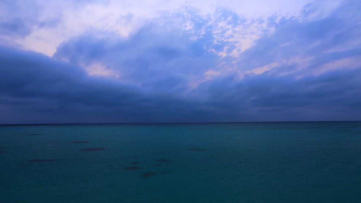 【Japan 1minute Travel OKINAWA Miyakojima】沖縄 宮古島(下地島からの夕景タイムラプス動画) 【Japan 1minute Travel OKINAWA Miyakojima】沖縄 宮古島(下地島からの夕景タイムラプス動画)