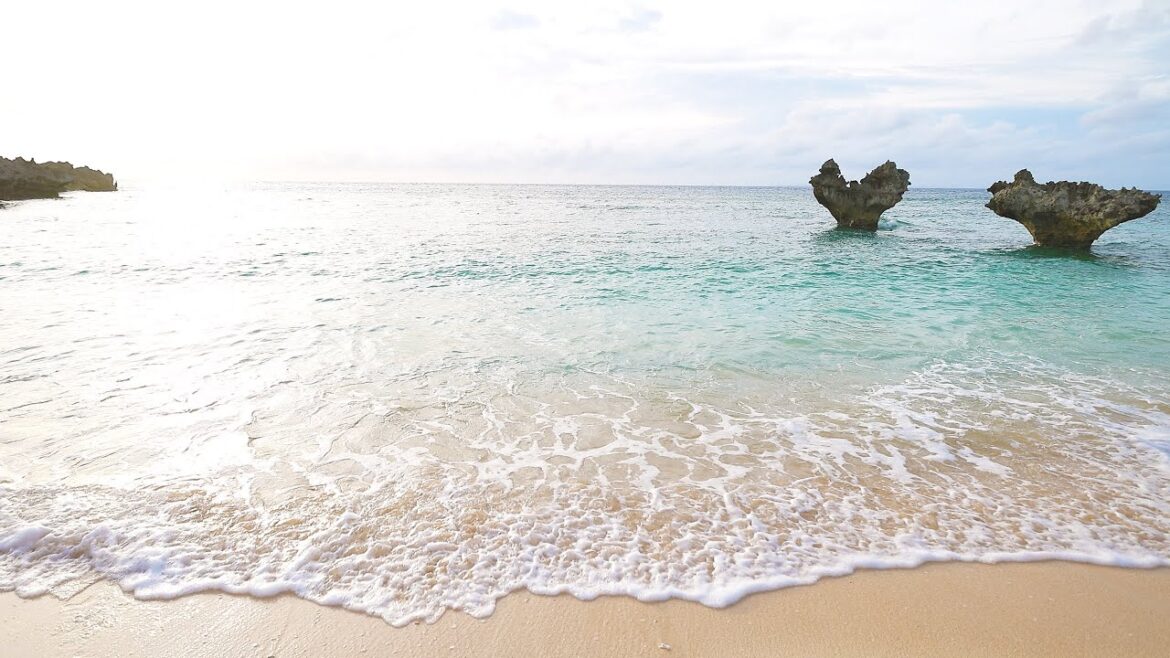 Tiinu-hama Beach(Heart Rock)①(Okinawa, Japan)/ 古宇利島 ティーヌ浜(ハートロック)①(沖縄県 今帰仁)/ 波の音 / 環境音 / 自然音と4K映像 Tiinu-hama Beach(Heart Rock)①(Okinawa, Japan)/ 古宇利島 ティーヌ浜(ハートロック)①(沖縄県 今帰仁)/ 波の音 / 環境音 / 自然音と4K映像