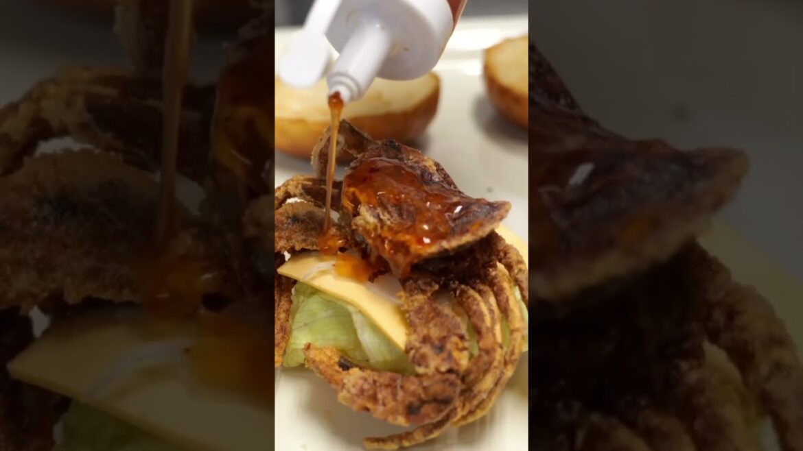 Japan’s Culinary Gem: Indulging in a Krabby Patty Delight π¦π | Dotonbori’s Allure After Dark π€©π Japan's Culinary Gem: Indulging in a Krabby Patty Delight π¦π | Dotonbori's Allure After Dark π€©π