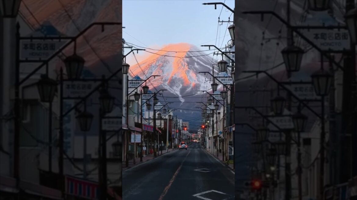 STUNNING😍 Sunrise at Mt Fuji🌅 #shorts #japan #travel