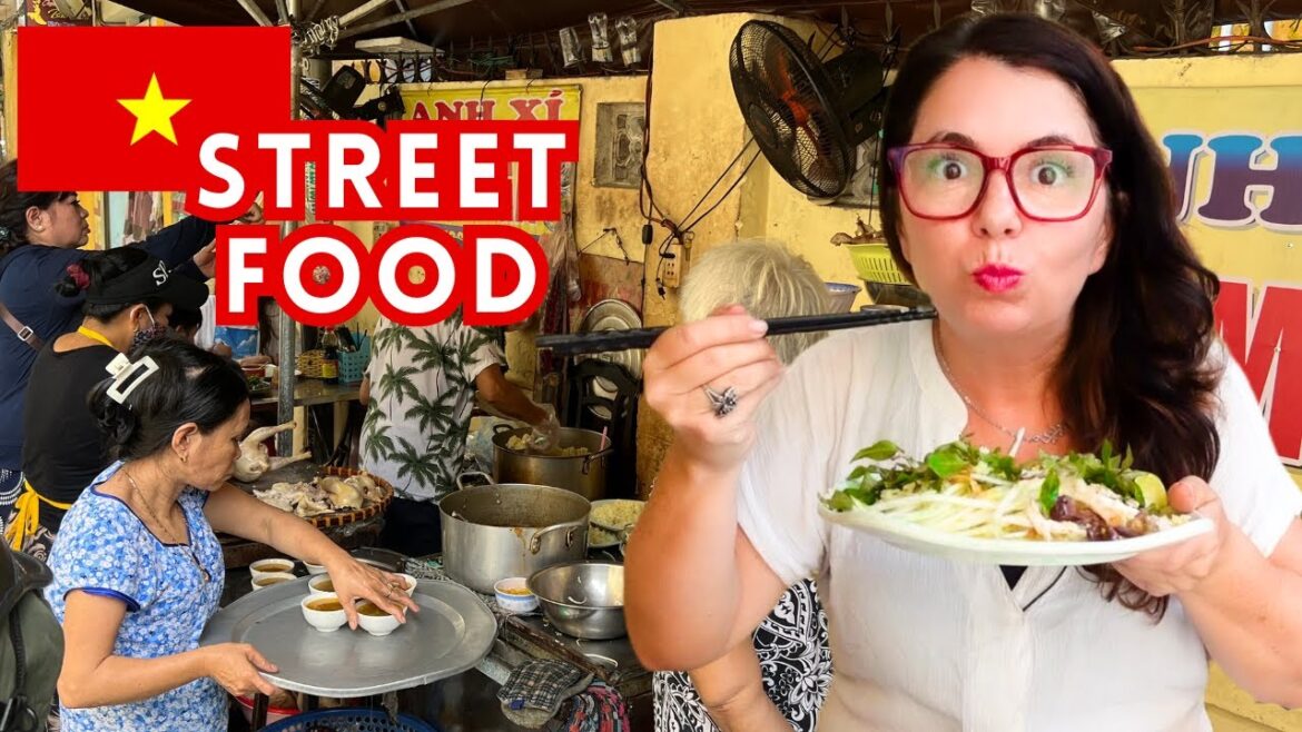 Hoi An's SECRET STREET FOOD Scene 🇻🇳 A Local's Guide to Vietnamese Food 🍛