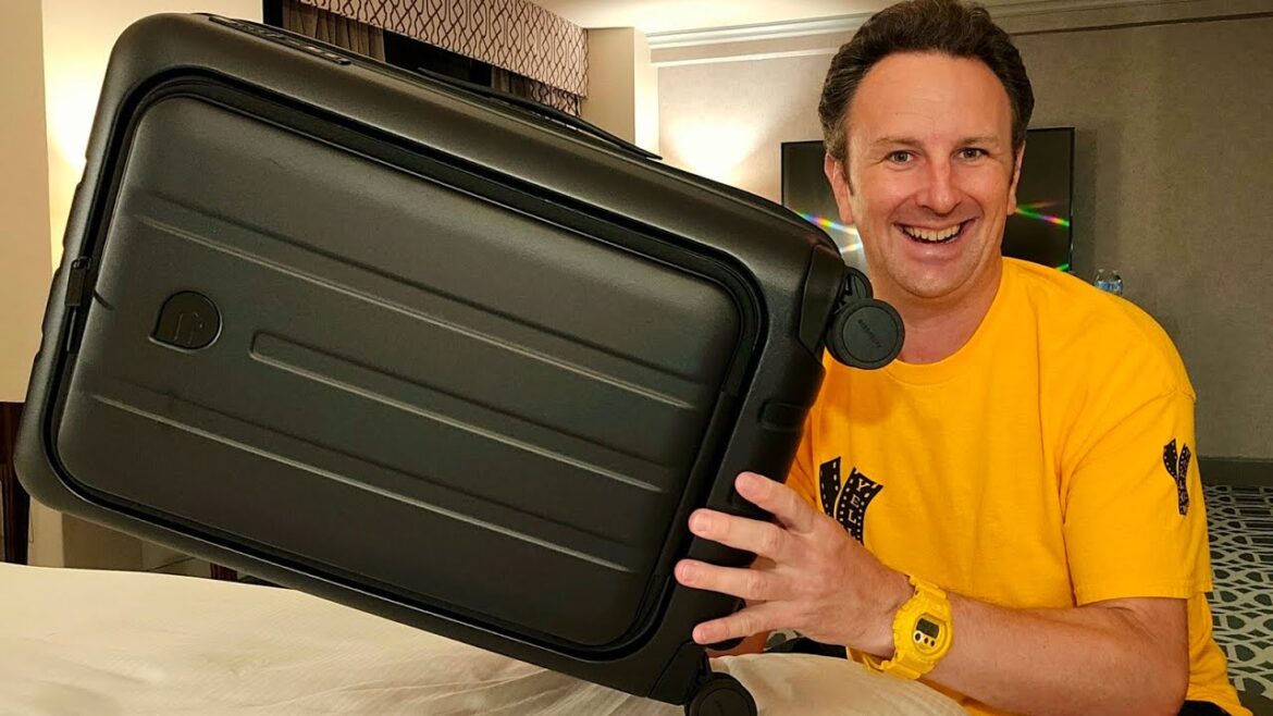 Aerotrunk Pangolin Carry-On with Pocket Luggage Review Aerotrunk Pangolin Carry-On with Pocket Luggage Review