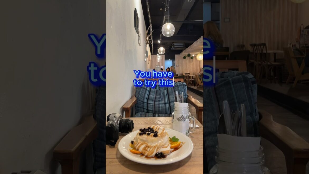 Solo Travel Vlog- Must-Visit Cafes in Japan (Part 3): Fluffy Boba Tea Pancake 日本 大阪 #shorts