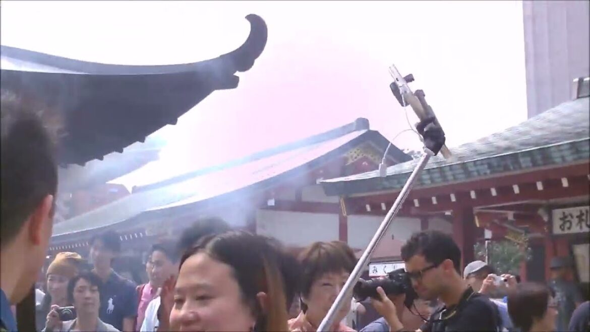 JAPAN 2016 integrale video clip  part 7  comiket event CHIBA part 1