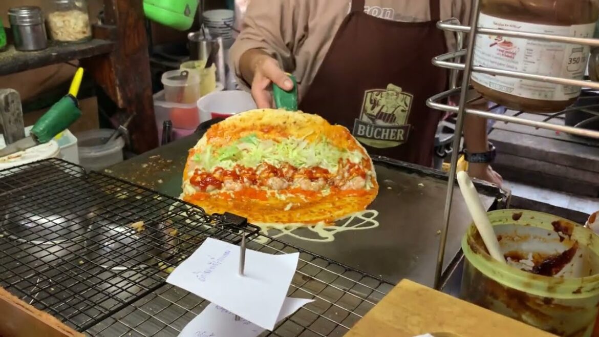 Phi Krit Crepe Giant Tokyo Roll (Phutthamonthon Thailand)