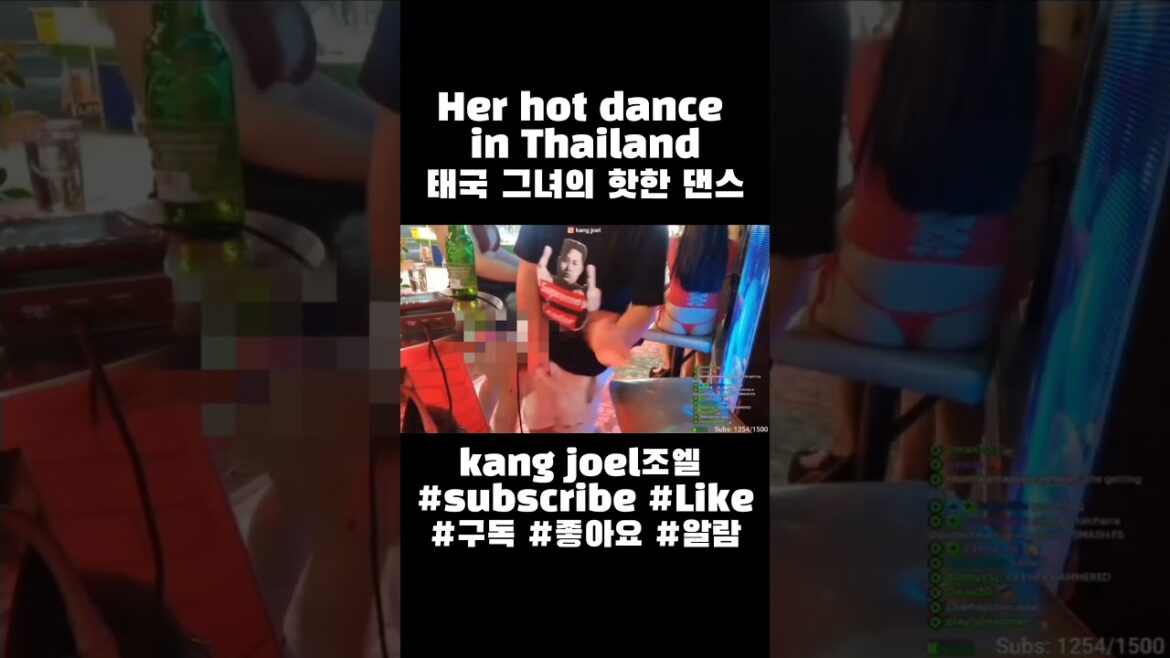 Her hot dance in Thailand-태국 그녀의 핫한 댄스 #shorts Her hot dance in Thailand-태국 그녀의 핫한 댄스 #shorts