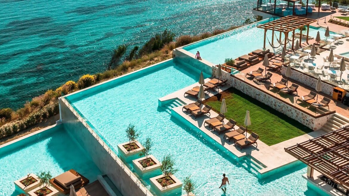LESANTE CAPE | Fabulous 5-star resort in Zakynthos, Greece (stunning infinity pool)