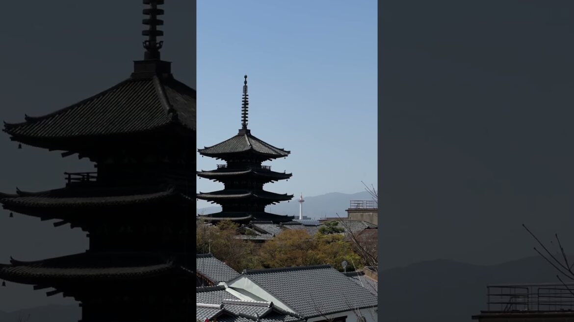 Yasaka Pagoda with Kyoto Tower. #travel #japan #kyoto #kyototower #pagoda #visitijapan