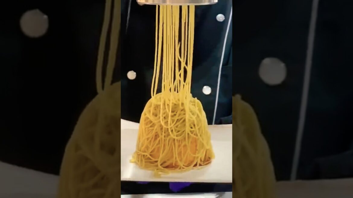 Mont Blanc Pudding from Regal Ritz in Kakunodate, Akita 🌰