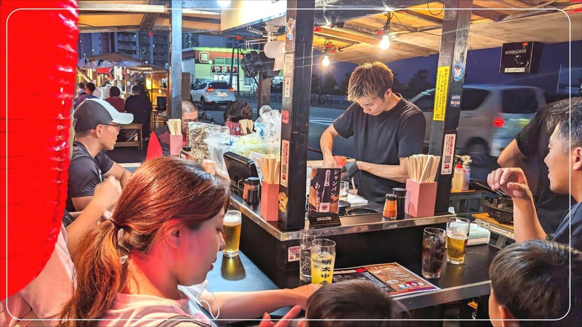 A new food stall in Fukuoka with handsome guys. 明太中毒 屋台