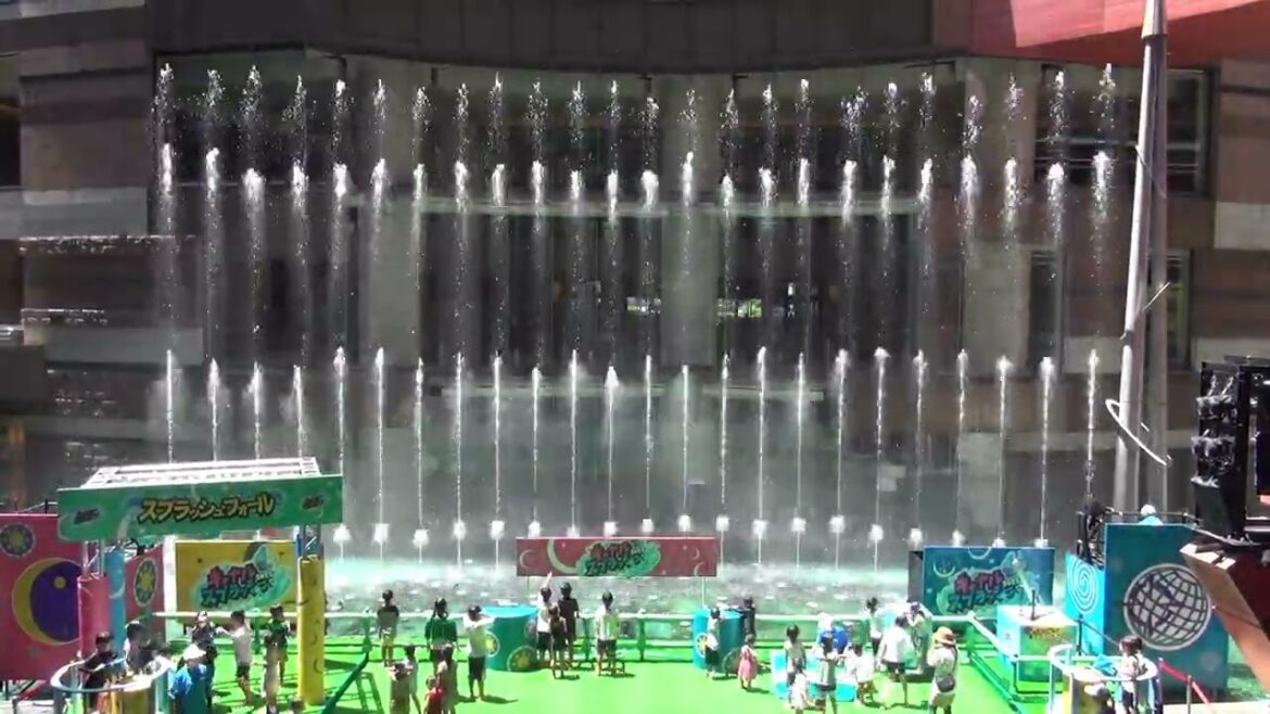 2023夏限定、キャナルシティ博多   スプラッシュ噴水広場⛲
