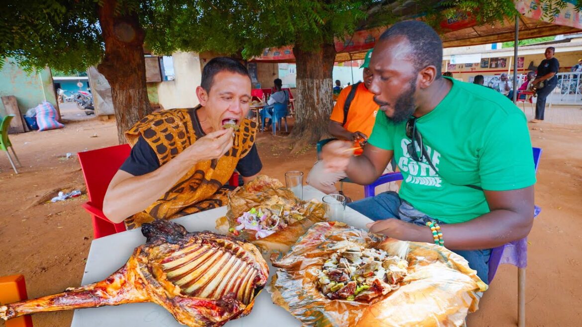 Mutton BBQ on the Street!! AFRICAN STREET FOOD - Choukouya in Côte d'Ivoire!!