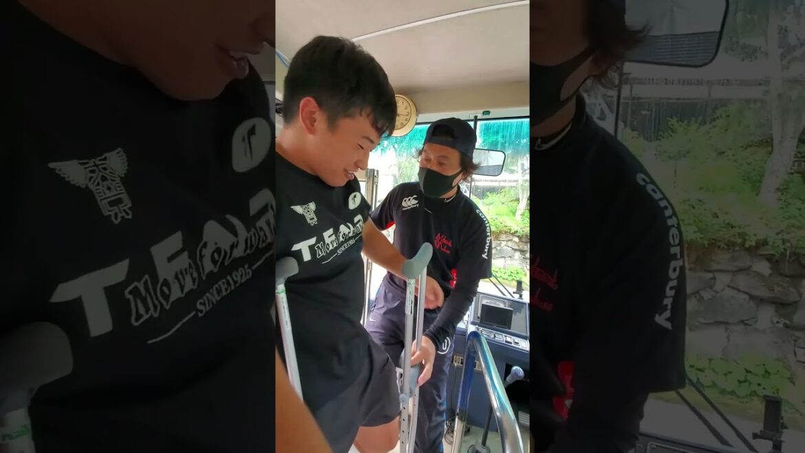 天理大学の怪我人を放っておけずに手を貸す専務の優しさに涙が止まらない