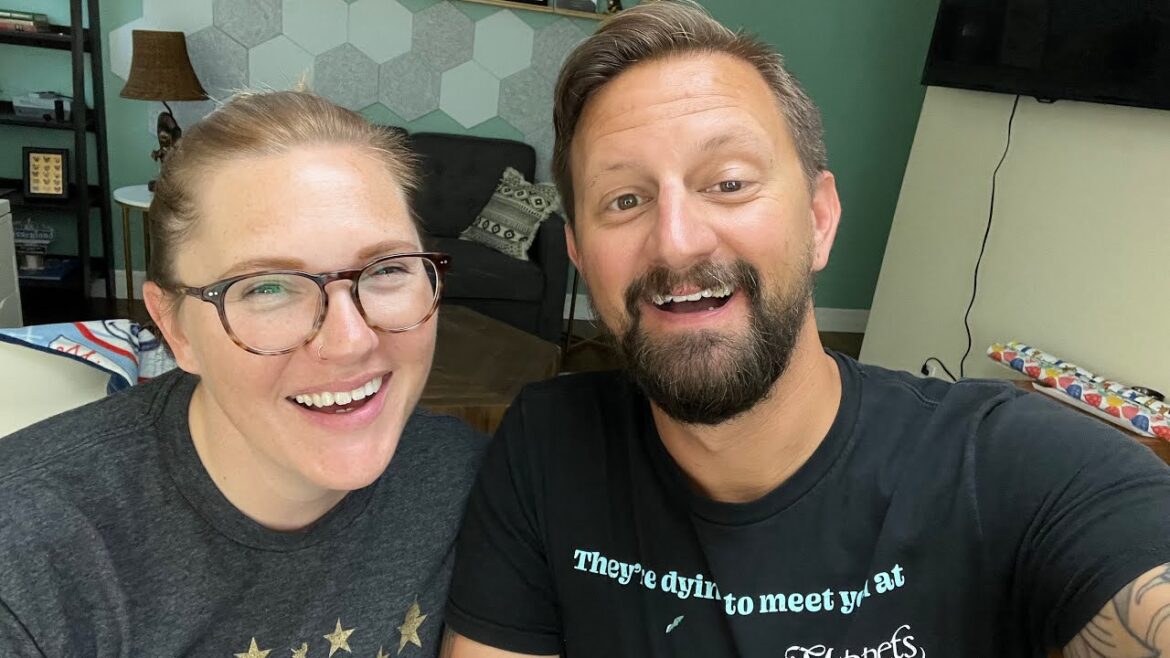 Live Show! Hang Out With Us! | What's New, School Started & More Updates!