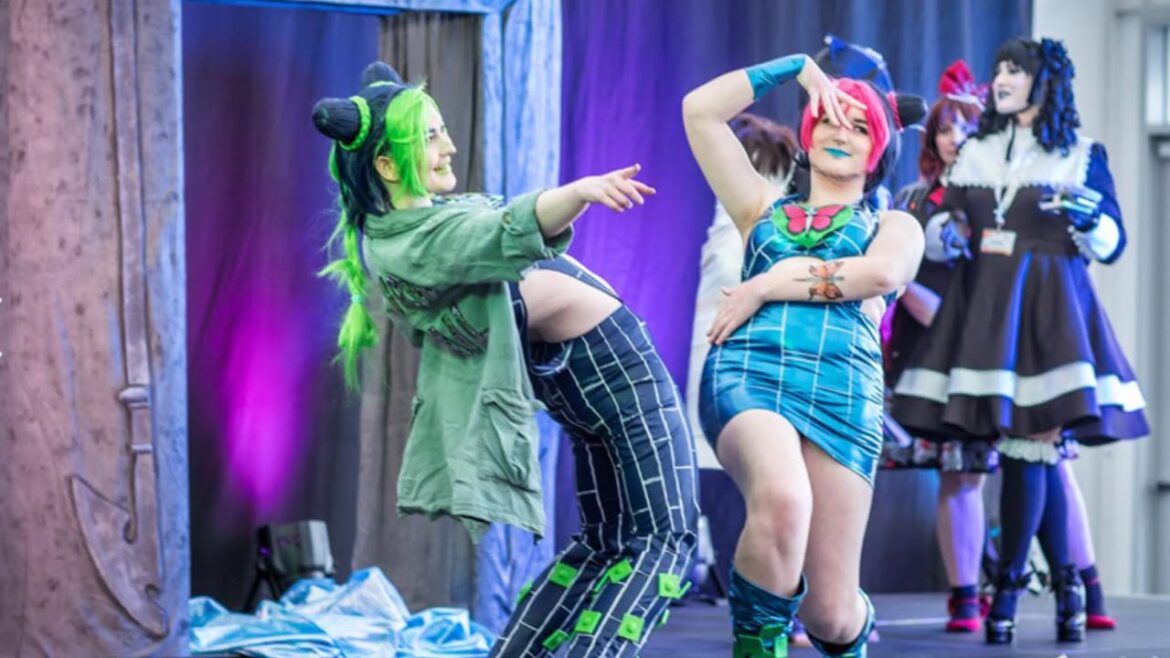 OVERLOAD Auckland, Cosplayers, Animators, Manga artists, and visit Sakura TV sponsor booth