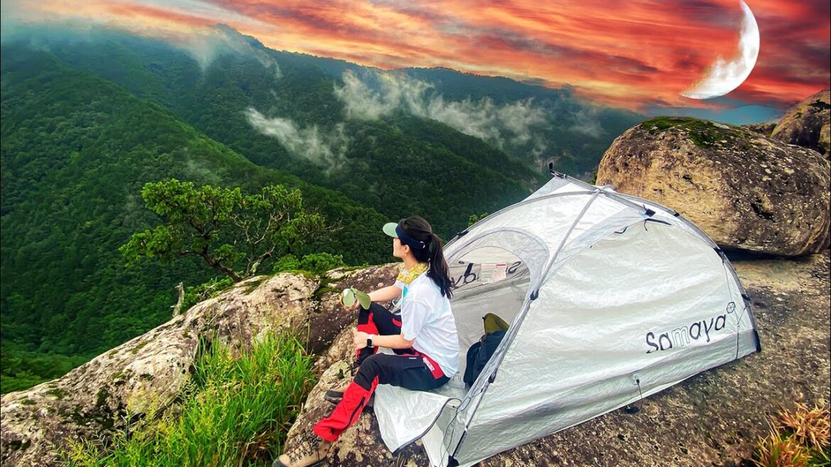 SUB)😱기어이 귀신이 많은 산에 올랐다가 결국 만났습니다ㅣ이런 산에서 자면 생기는 일ㅣ놀라운 경험ㅣ백패킹ㅣBackpackingㅣ백패커