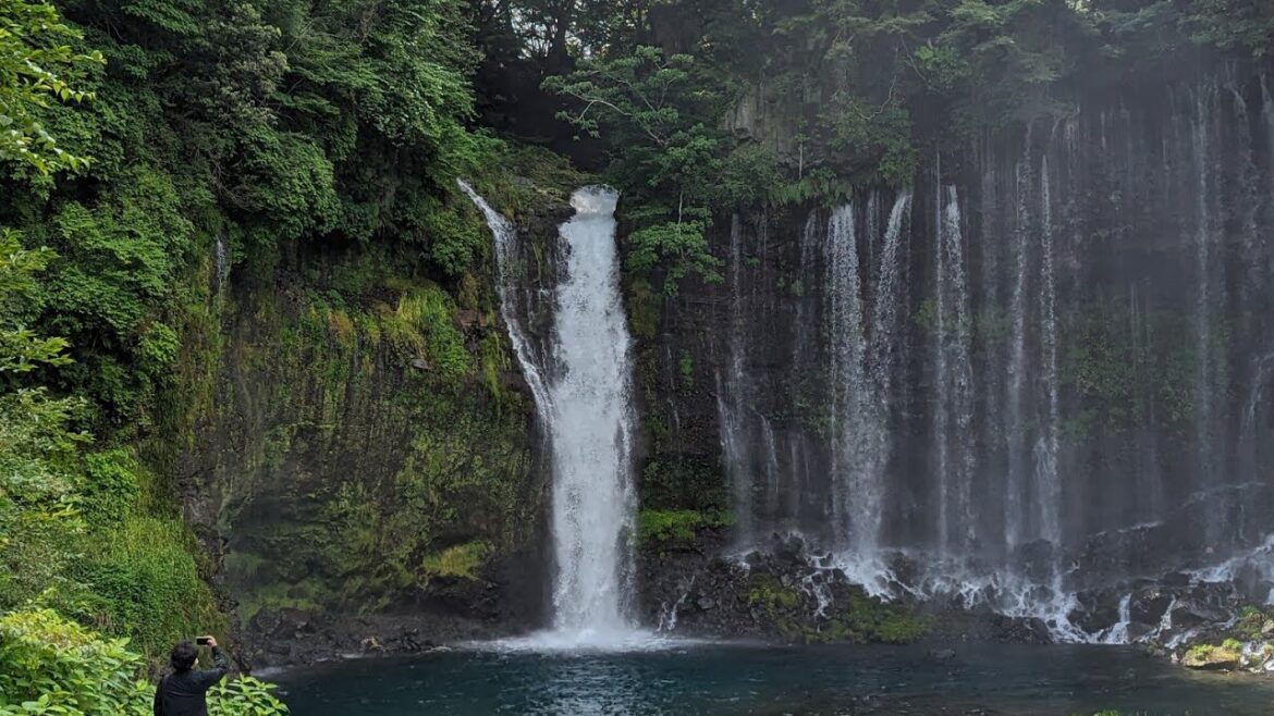 Shiraito falls