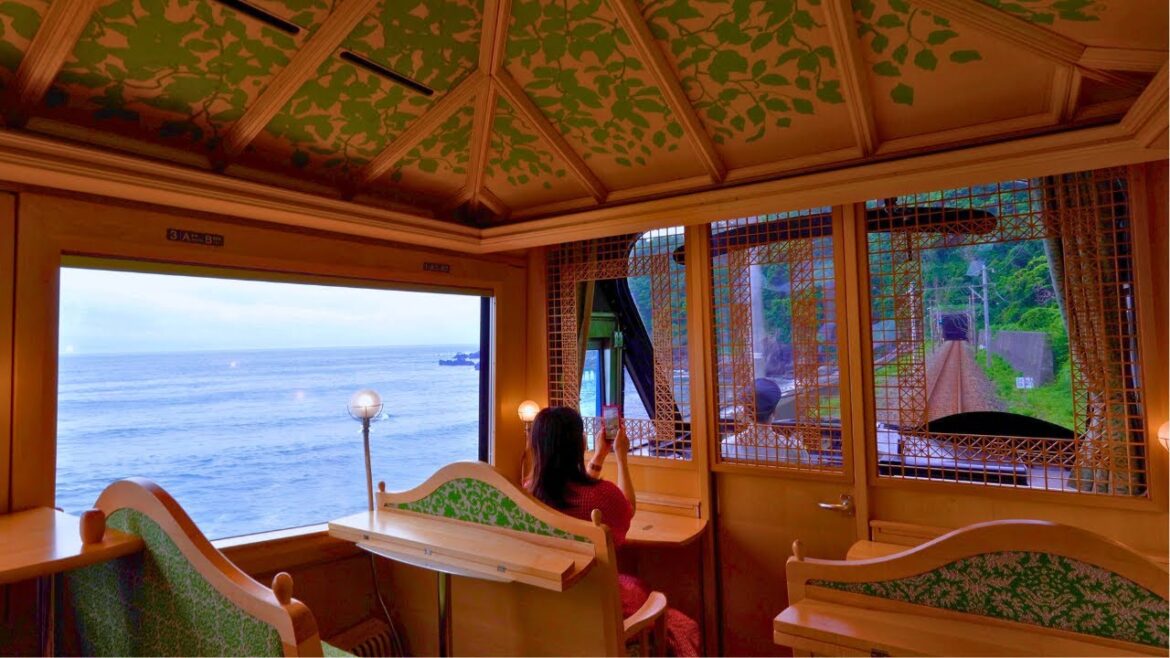 The Most Luxurious Sightseeing Train in Japan – The Royal Express The Most Luxurious Sightseeing Train in Japan - The Royal Express