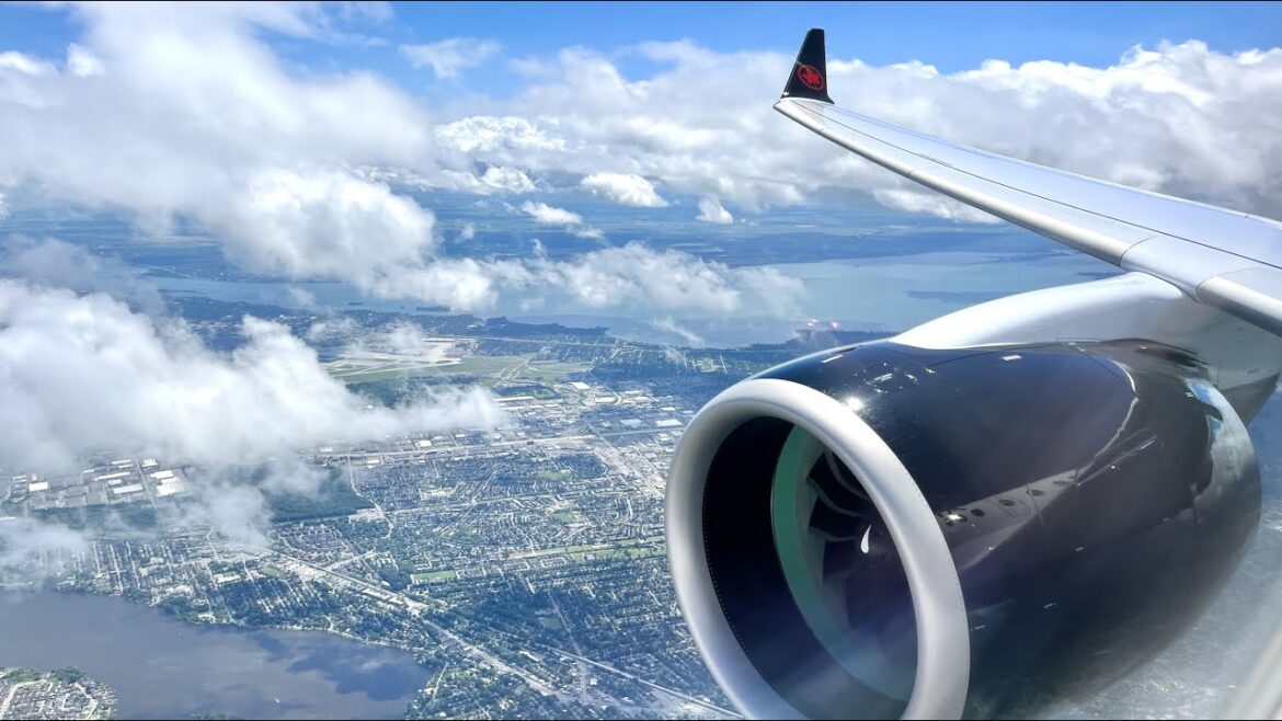 Air Canada Airbus A220-300 Cloudy Bumpy Landing at Montreal Trudeau | YYZ-YUL