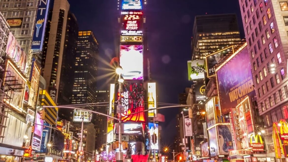 Top 3 Must Visit Cities for Your Next Vacation: Santiago, Kyoto, and New York City.