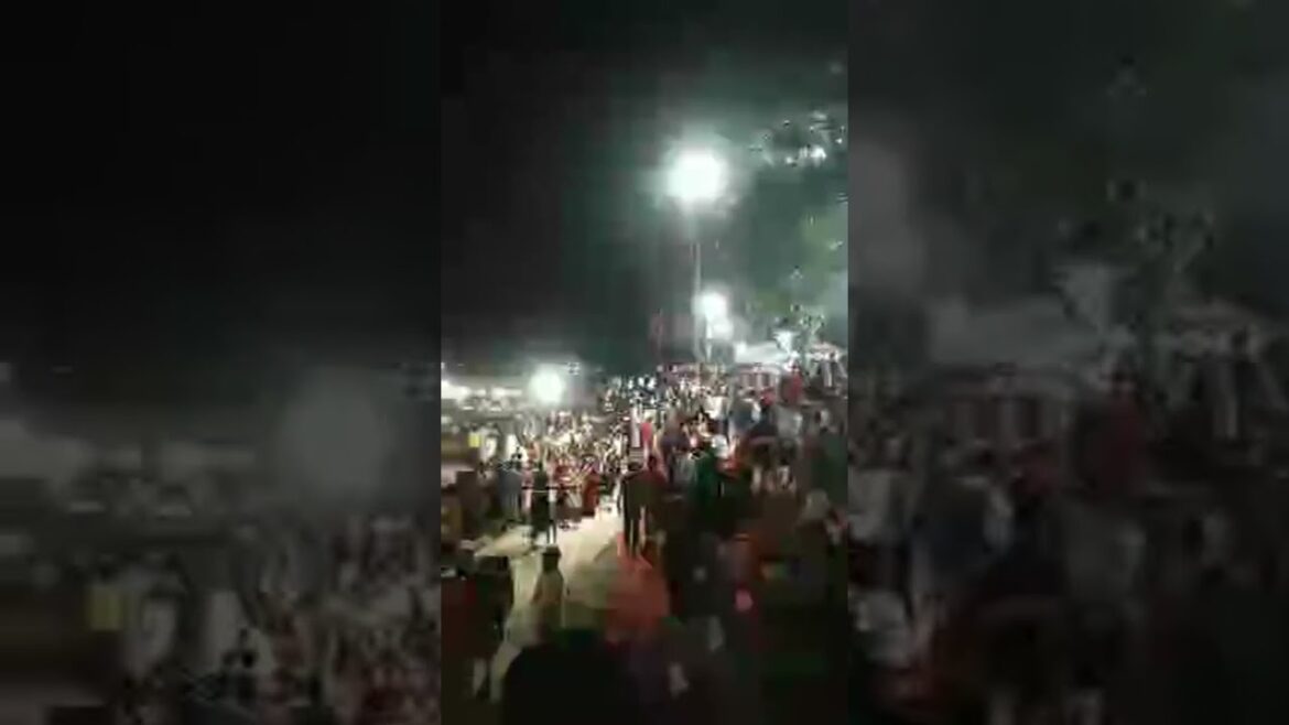 Kashi ki Ganga Aarti | Assi Ghat live | Travel Vlog Kashi ki Ganga Aarti | Assi Ghat live | Travel Vlog