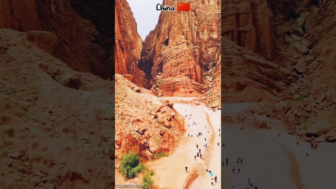 The Places On Earth That Don’t Feel Real ๐ง๐ด๐ China ๐จ๐ณ / #shorts #travel #adventure #explore The Places On Earth That Don't Feel Real ๐ง๐ด๐ China ๐จ๐ณ / #shorts #travel #adventure #explore