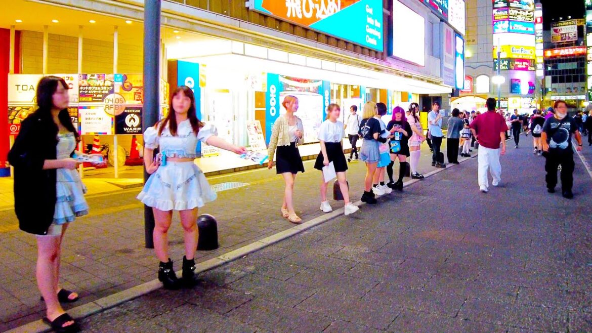 Shinjuku in Tokyo 🐶🍻 Night Kabukicho Street♪💖4K ASMR non-stop 1 hour 02 minutes Shinjuku in Tokyo 🐶🍻 Night Kabukicho Street♪💖4K ASMR non-stop 1 hour 02 minutes